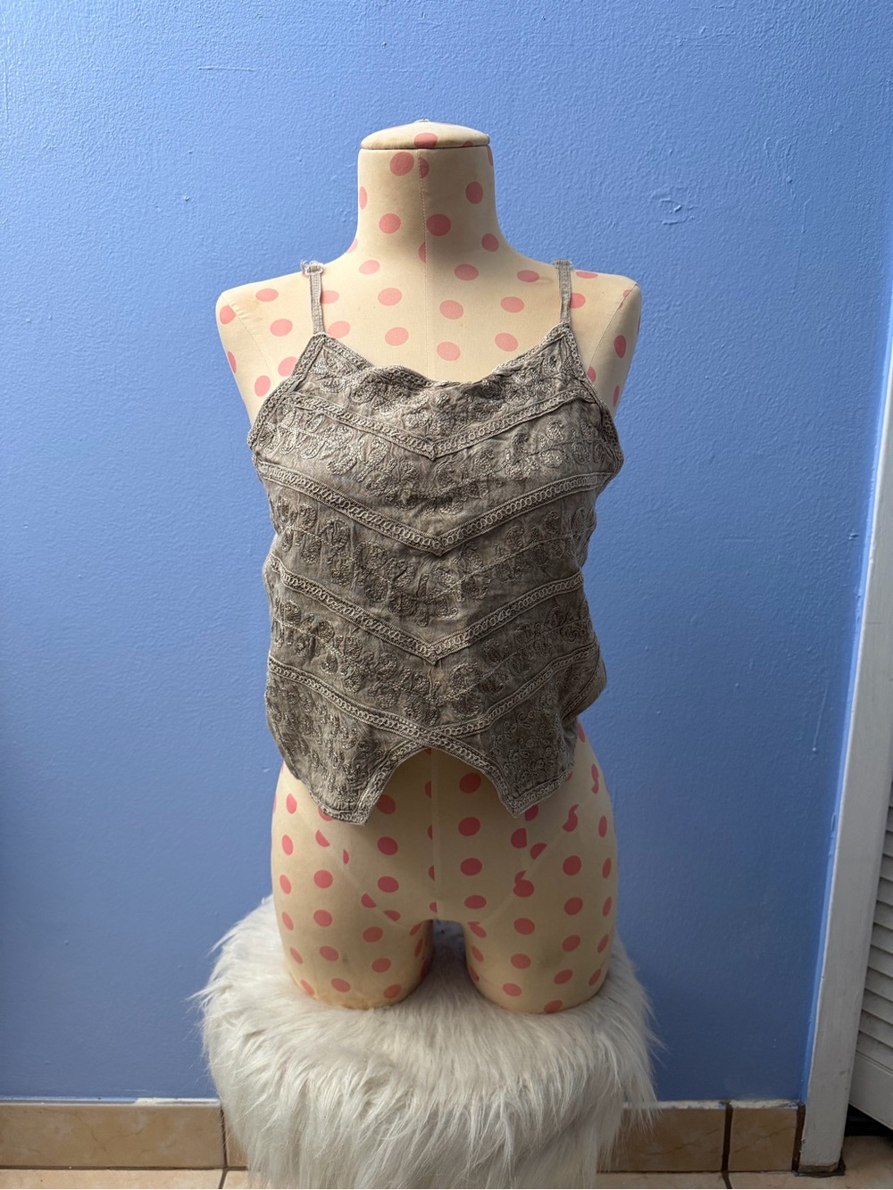 Women's Lace-Texture Camisole Top